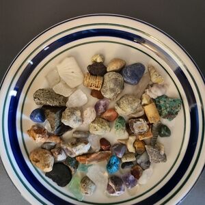 Over 20 Weathered Glass, Fossils and Rock Collection.